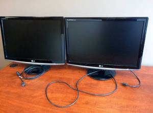 lot 35 image: MSRP $300 Each Lot of 2 LG W2452T-TF Black 24 2ms(GTG) Widescreen LCD Monitor 400 cdm2 100001 DCR with HDCP support Great Working Condition