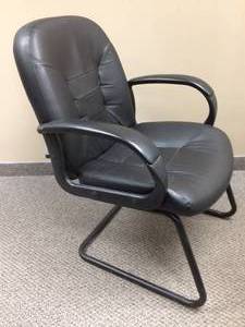 lot 57B image: MSRP $500 High Quality Very Comfortable Global Industries Black 100% Grade 7 Leather Office Guest Waiting Room Side Reception Armchair - Great Condition