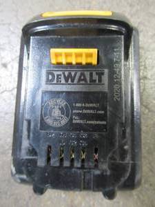 lot 77 image: DEWALT 20-Volt 1.5Ah Max Lithium-Ion Compact Battery Pack, DCB201 - Used.