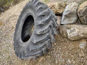 lot 25 image: Firestone 18.4-26 Tractor Tire...