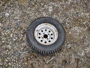 lot 30 image: Carlisle Turfmaster 24x12.00-12 Mow...