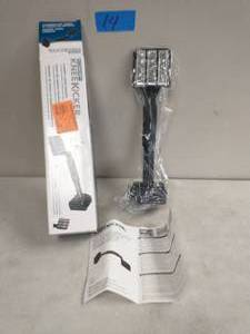 lot 14 image: QEP 4-18 in. Wide Economy Knee Kicker