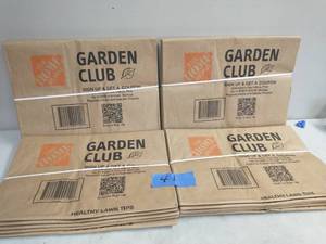 lot 41 image: 30 Gal. Paper Lawn and Leaf Bags - 20 Count