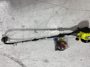 lot 60 image: Ryobi 4-Cycle 30cc Attachment Capable Curved Shaft Gas Trimmer