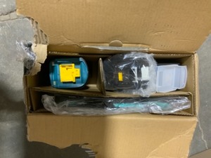 lot 12 image: MAKITA 1.5 AH 18-VOLT LXT LITHIUM-ION COMPACT CORDLESS 14 IN. IMPACT DRIVER KIT. SEE PICTURES