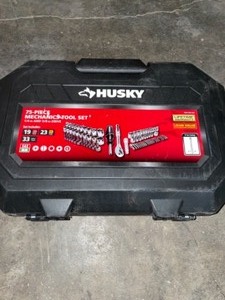 HUSKY MECHANICS TOOL SET (75-PIECE). SEE PICTURES