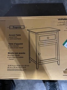 WINSOME EUGENE ACCENT TABLE NATURAL. SEE PICTURES