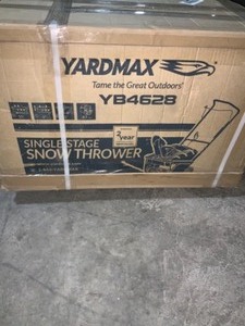 YARDMAX 18 IN. SINGLE-STAGE GAS SNOW BLOWER. SEE PICTURES