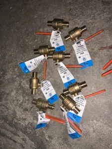 12 AND 34 BRASS SHARKBITE VALVES. SEE PICTURES