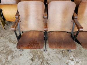Set of 5 Seats - Left  Hand End Piece