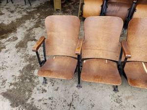 Set of 5 Seats - Left  Hand End Piece