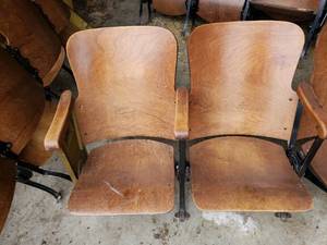 Set of 6 Seats - Right Hand End Piece