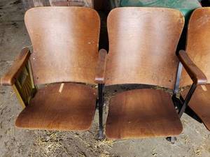 Set of 6 Seats - Right Hand End Piece