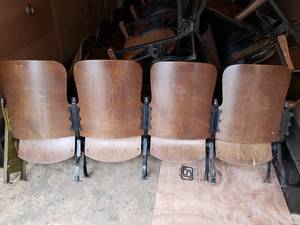 Set of 4 Seats - Left Hand End Piece