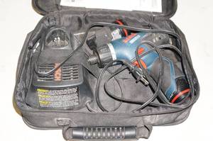 lot 4 image: Bosch 12V Lithium Ion Compact Impact Driver
