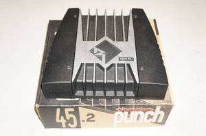 lot 15 image: Rockford Fosgate Punch 45.2 2 Channel Car Audio Amplifier