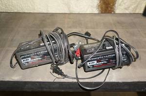 lot 69 image: 2 Schumacher Battery Maintainers