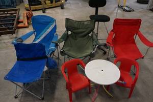lot 94 image: Camping Chairs, Kids Table Set