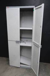 lot 35 image: PLASTIC STORAGE CABINET