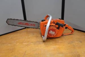 lot 102 image: DAYTON CHAINSAW