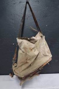 lot 123 image: VINTAGE SEED SPREADER