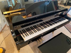 lot 12 image: Stunning Kawai Grand Piano
