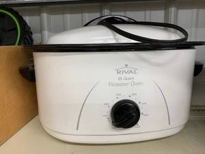 WHITE RIVAL 8 QT ROASTER