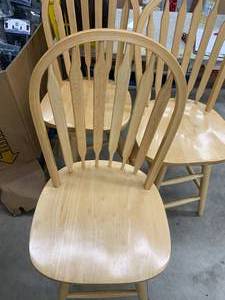 WOOD BAR STOOLS