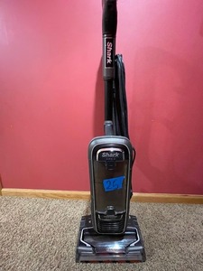 lot 25 image: Shark APEX Upright Vacuum with Powered Lift-Away, DuoClean & Self-Cleaning Brushroll