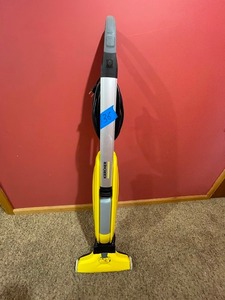 lot 36 image: Krcher FC 5 Hard Floor Cleaner