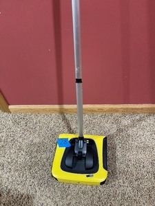 lot 28 image: Krcher KB 5 Cordless Electric Broom