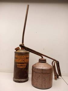 lot 47 image: Vintage Oil Cans