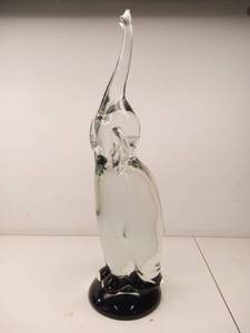 lot 05 image: Ogetti Murano Blown Glass Elephant