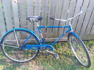 lot 24 image: Vintage 1960s 26 Mens Single Speed Schwinn Racer Bike
