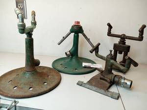 lot 97 image: Vintage Rain King Sprinklers
