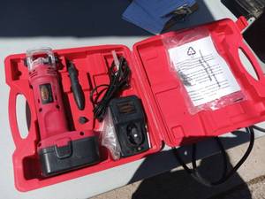 lot 125 image: Toughest 18V Cutout Tool