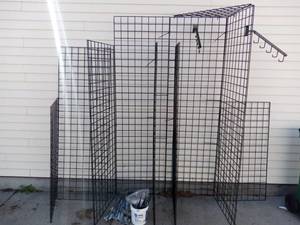 lot 153 image: Display Rack wHooks For Instant Store