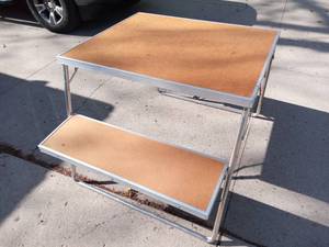 lot 169 image: Portable Picnic Table