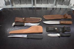 4 Knives
