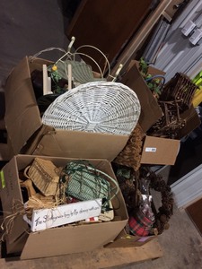 lot 21 image: Contents of Pallet