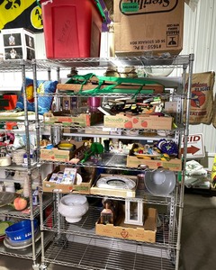 lot 18 image: Contents of Rack