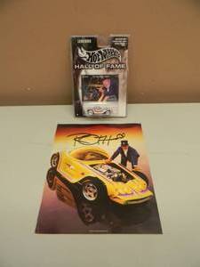 lot 27 image: ED BIG DADDY ROTH - LEGENDS HOT WHEELS HALL OF FAME 164 SCALE BEATNIK BANDIT - WITH SIGNED ED ROTH 8 BY 10 PHOTO - VERY COOL SET - SEE PICTURES