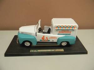 lot 36 image: ROAD LEGENDS 118 SCALE DIE CAST - 1948 FORD HOWARD JOHNSONS ICE CREAM TRUCK - NICE - SEE PICTURES