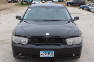 lot 49 image: 2003 BMW 7 Series 745i - 130,695 Miles 