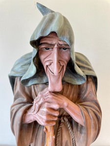 lot 94 image: Toscono European Styled Sculpture