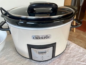lot 124 image: White Dishes and  Crock Pot