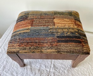 lot 177 image: Fantastic Footstool
