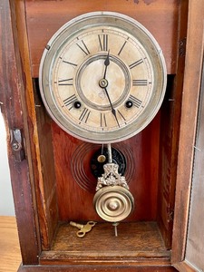 lot 341 image: Antique Ansonia Clock