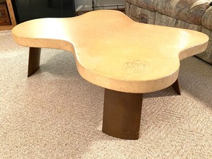 lot 12 image: Mid Century Design Fun Shaped Coffee Table