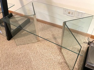 lot 48 image: Contemporary Glass TV Stand